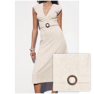 ☀️ ZARA Textured Floral Rustic Midi Dress with Belt in Ecru Beige Small S